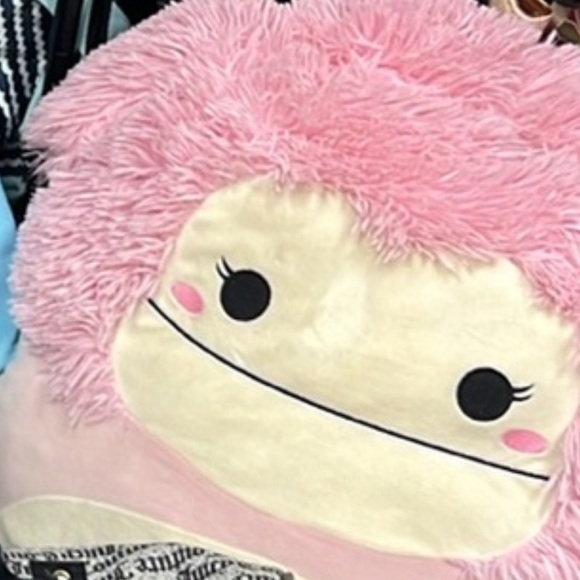 SQUISHMALLOWS Rare 20”Brina The Pink Big Foot! - Picture 2 of 2